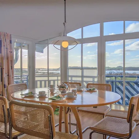 Oberdeck, Columba Apartment